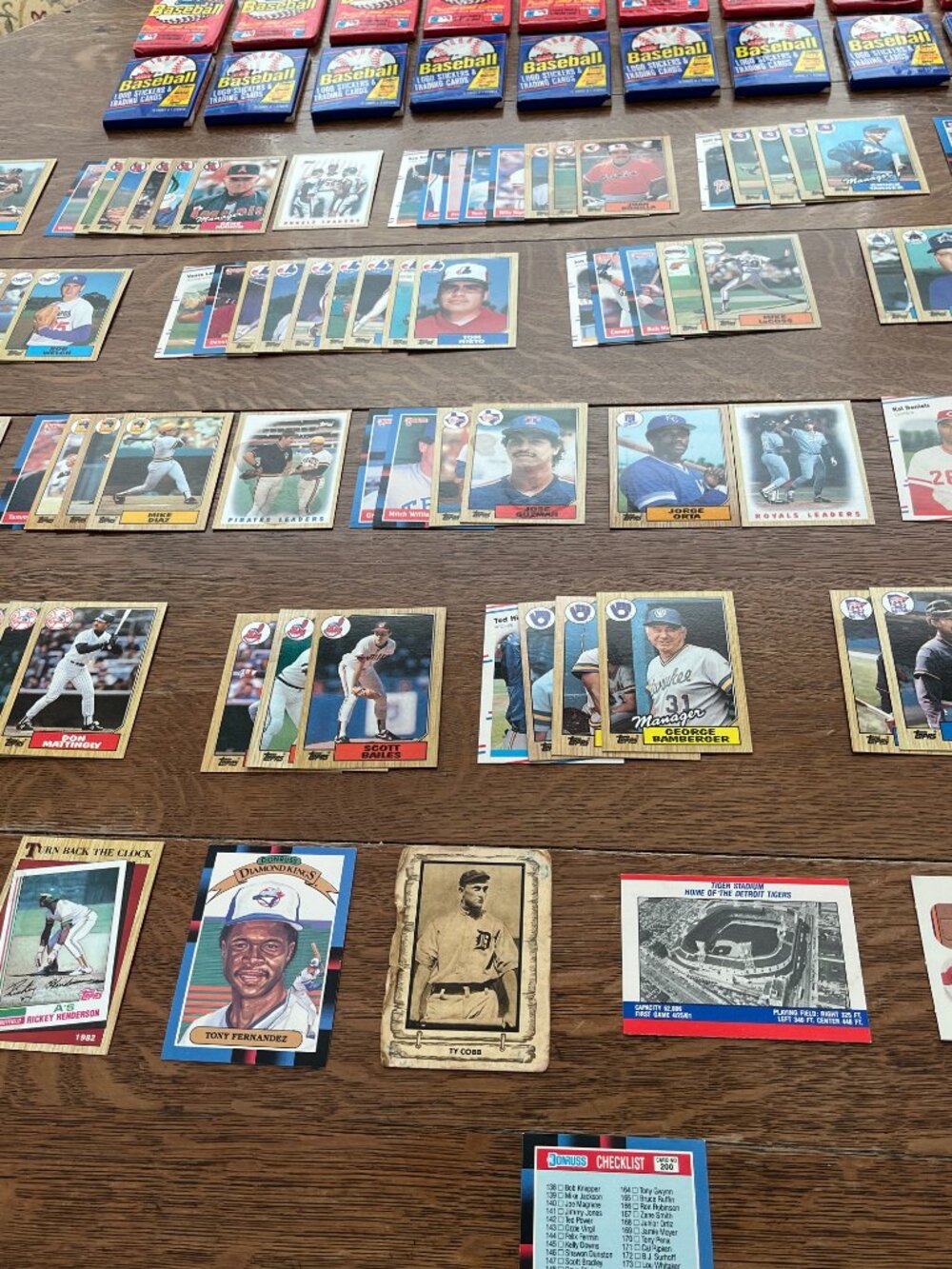 Baseball Cards - Picture 4 of 8